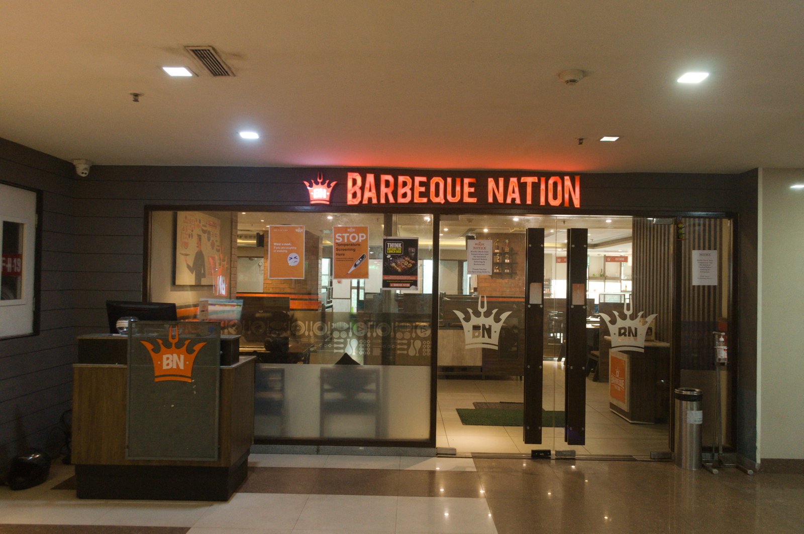 top 10 restaurant franchise in india